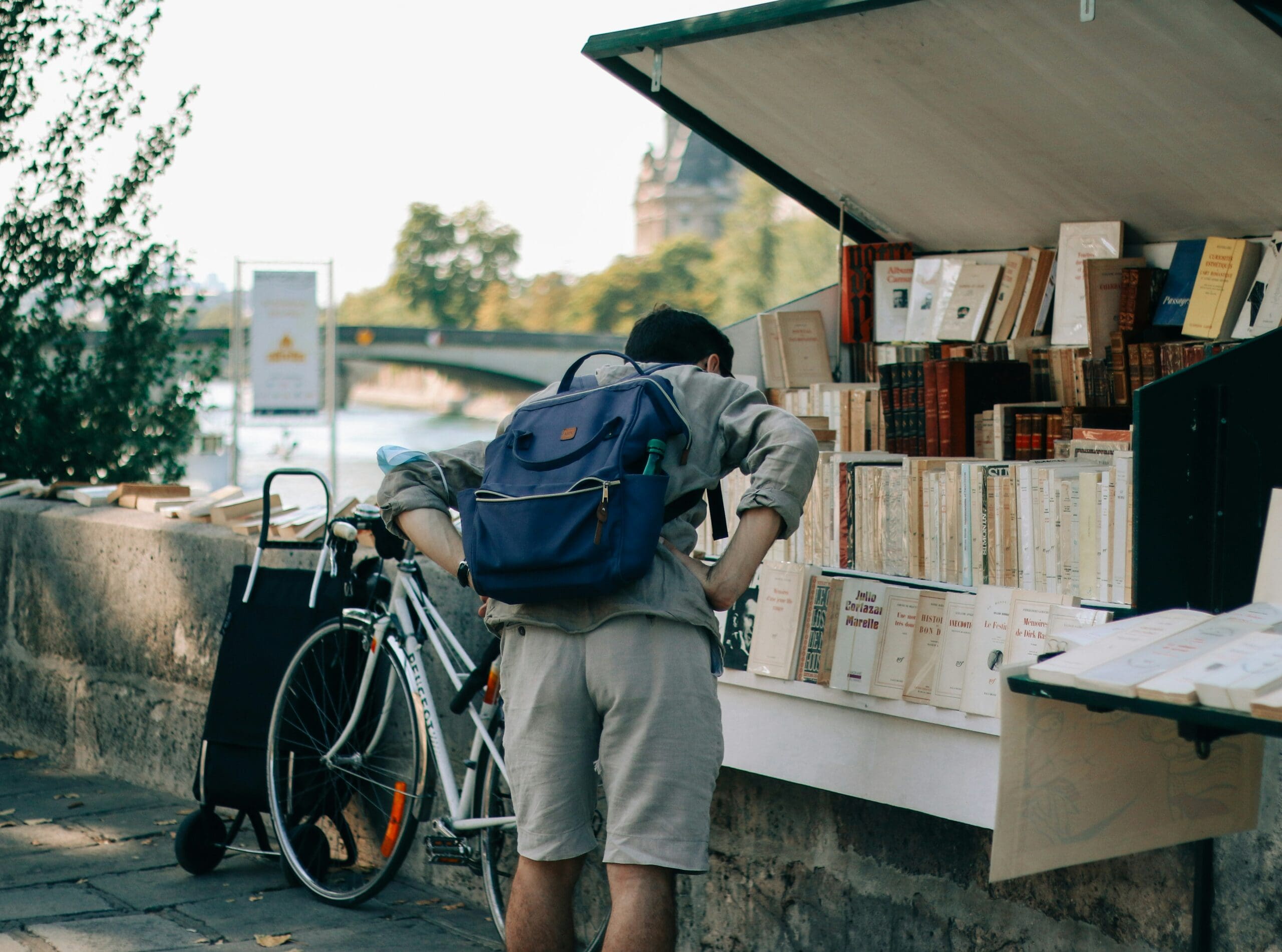 Helping People Buy: A Modern Approach to Ethical, Effective Sales